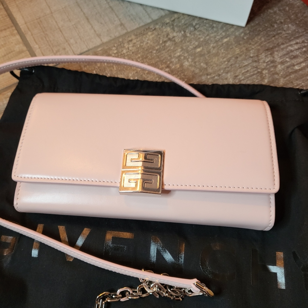 New Givenchy WOC
